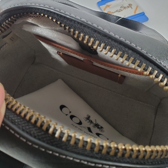 Coach Twin Turnlock Bag 20 Satchel in Dark Brass/Black Waxed Smooth Leather NWT - Picture 5 of 6